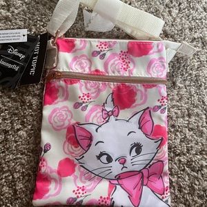 Disney Loungefly Aristocats Marie crossbody bag NWT